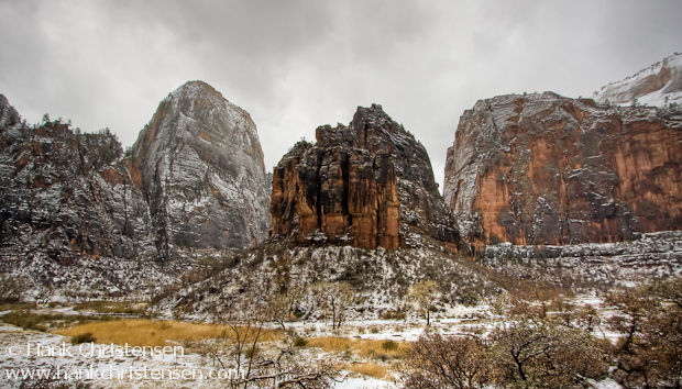 High Dynamic Range photo of Zion National Park